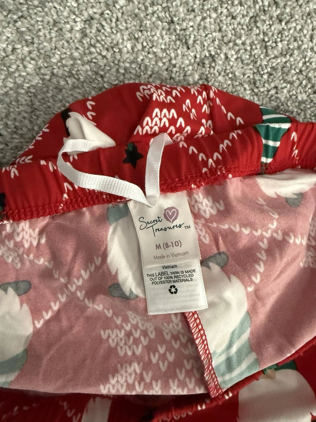 Secret Treasures Womens Lightweight Holiday Christmas 2pc Pajama Set Gnome NEW M