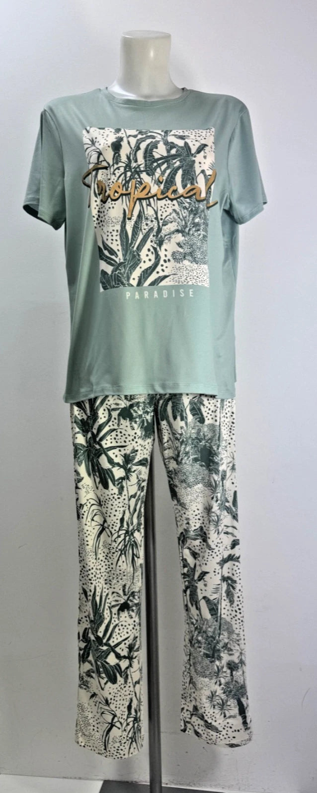 Ladies New Ex In The Style Super Soft Pyjamas  Size  8/10 to 32/34