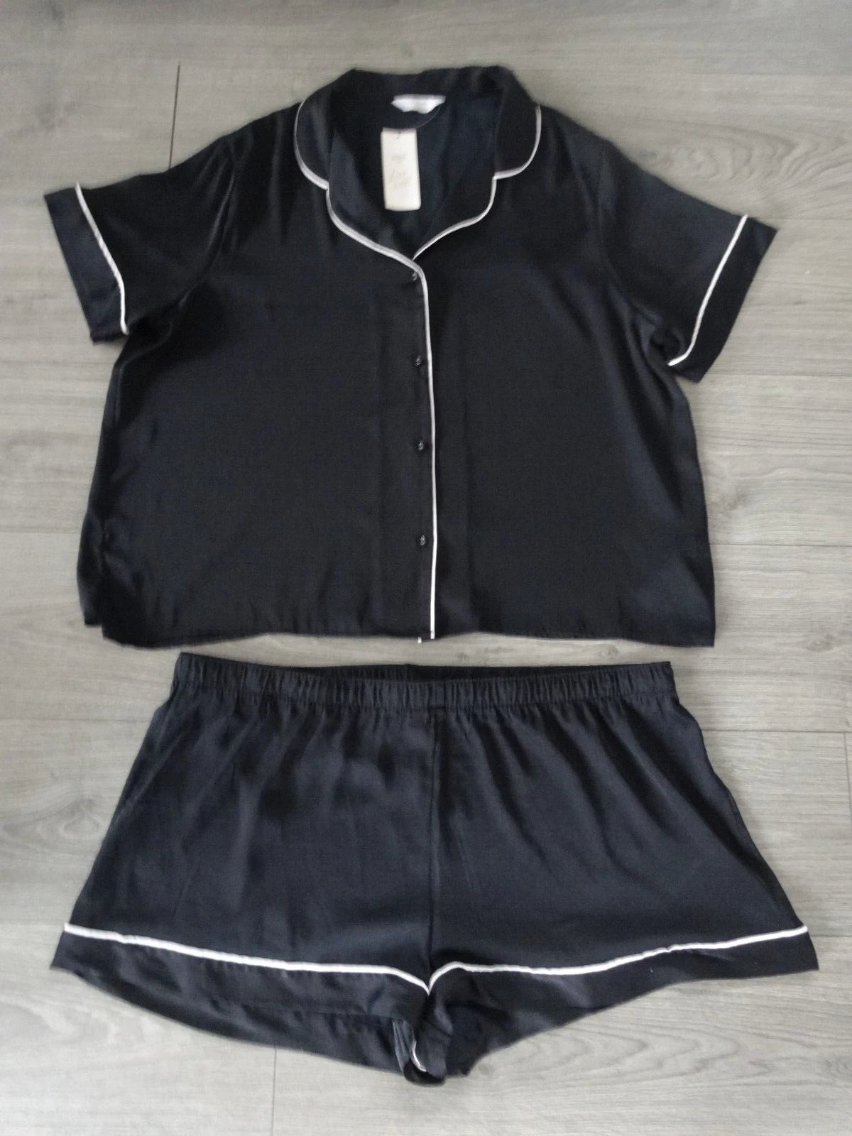 BNWT - M&S MARKS & SPENCER BLACK MIX PYJAMA SET WITH SHORTS UK SIZE 20