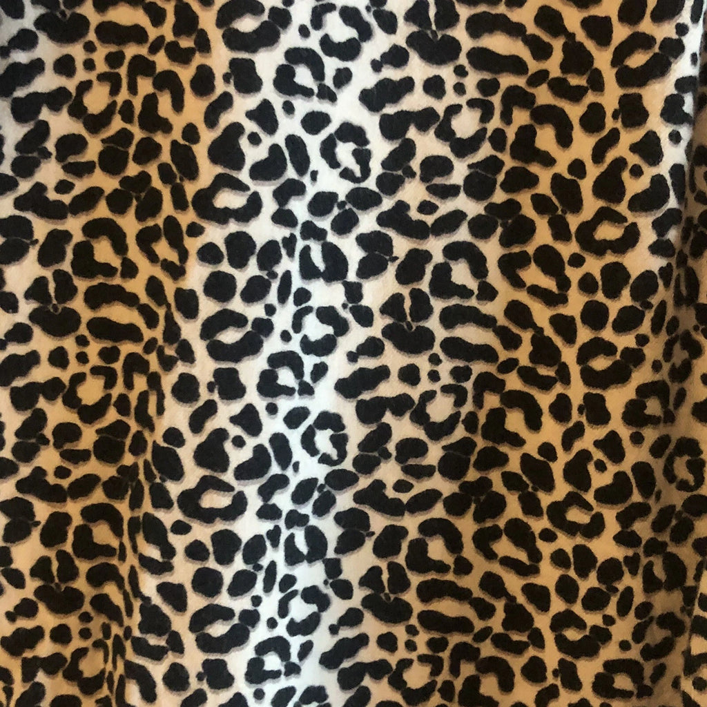 Victoria's Secret Women's 2 Piece Pajamas Leopard Print Black White Sz M.