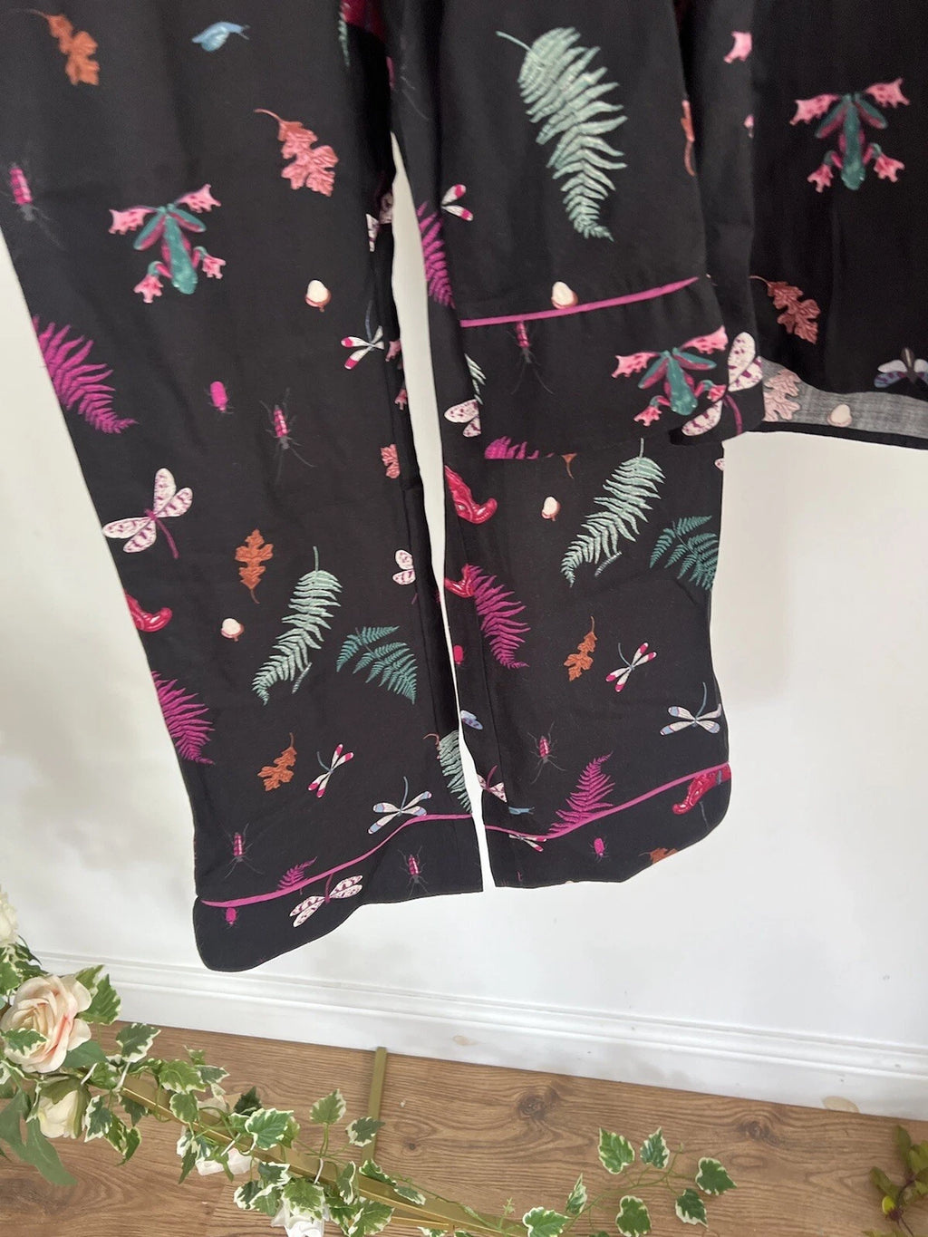 JOULES Sleeptight Light Pyjamas Womens PJS SET Size S & L Black Bugs NEW OZ63