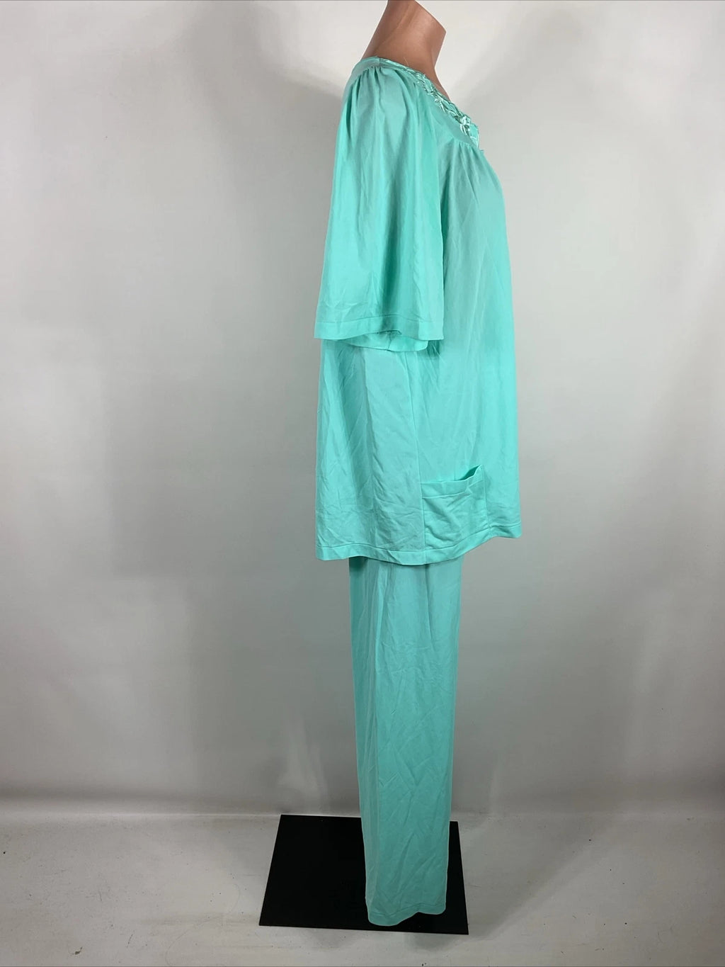 Miss Elaine Classics 2 Piece Teal Blue Nylon Pajama Set Women's Size L Silky