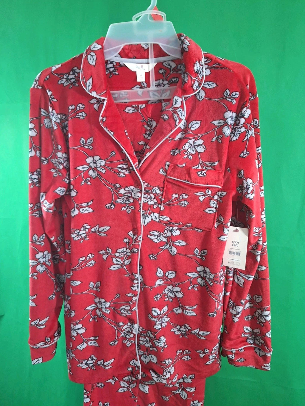 Secret Treasures Ladies Notch Collar Pajama Set - Small (4-6) Color- Red