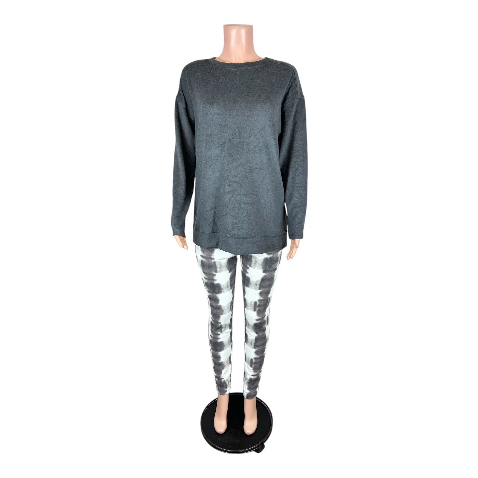 zuda Women's Fleece Crew Neck Top & Leggings Lounge Set Iron Plaid Medium Size