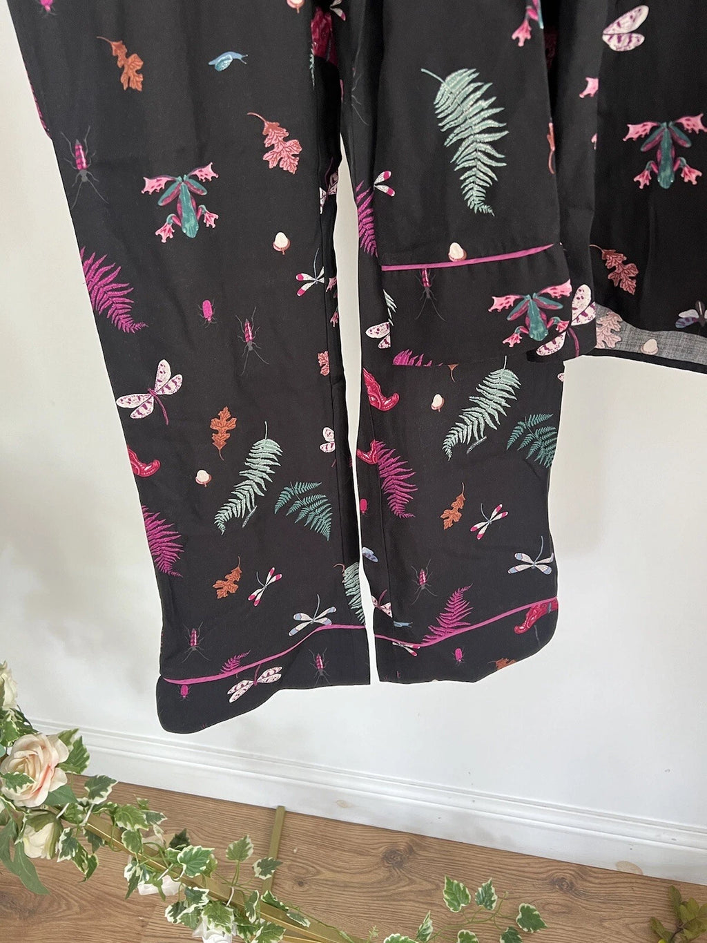 JOULES Sleeptight Light Pyjamas Womens PJS SET Size S & L Black Bugs NEW OZ63