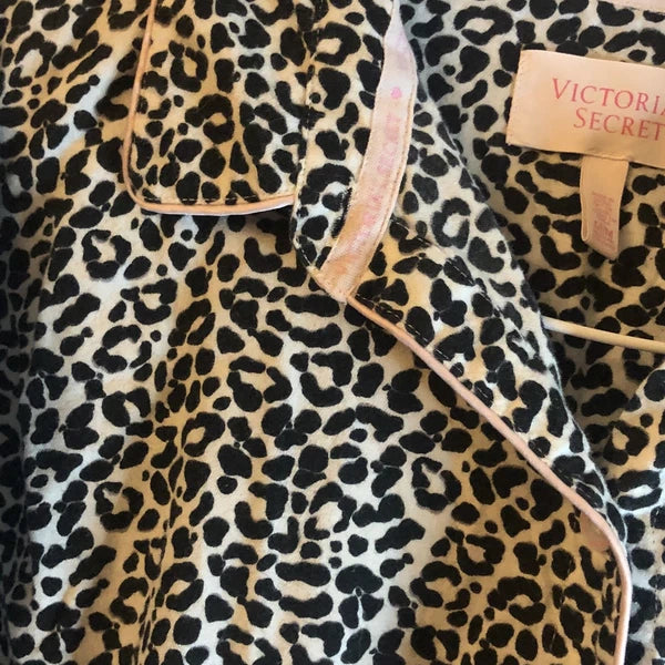Victoria's Secret Women's 2 Piece Pajamas Leopard Print Black White Sz M.