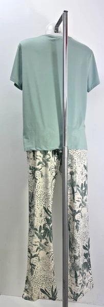 Ladies New Ex In The Style Super Soft Pyjamas  Size  8/10 to 32/34