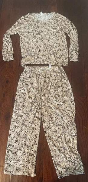 Flora Nikrooz Large Pajama Set Brown Print Long Sleeve Lindsey Pants Soft Knot