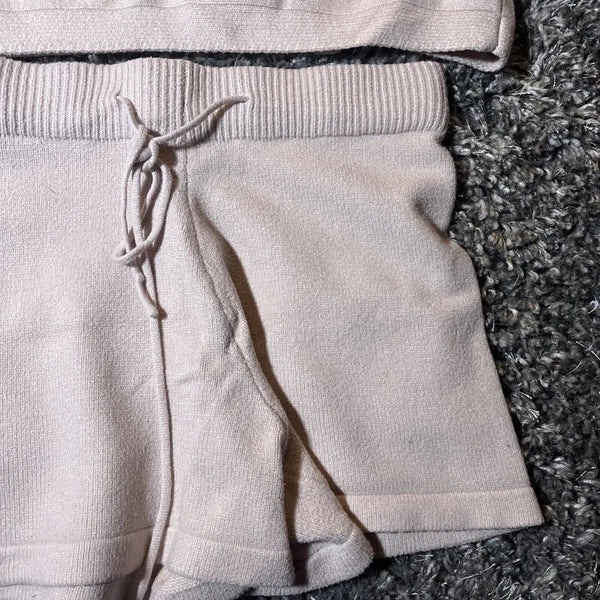 Bluivy Loungewear Sweater & Short Pajama Set Women’s Medium Beige EUC