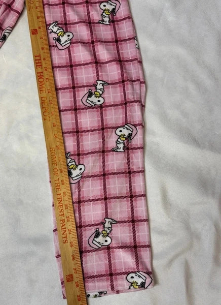 Women's Christmas Snoopy flannel pajama set pink size Medium